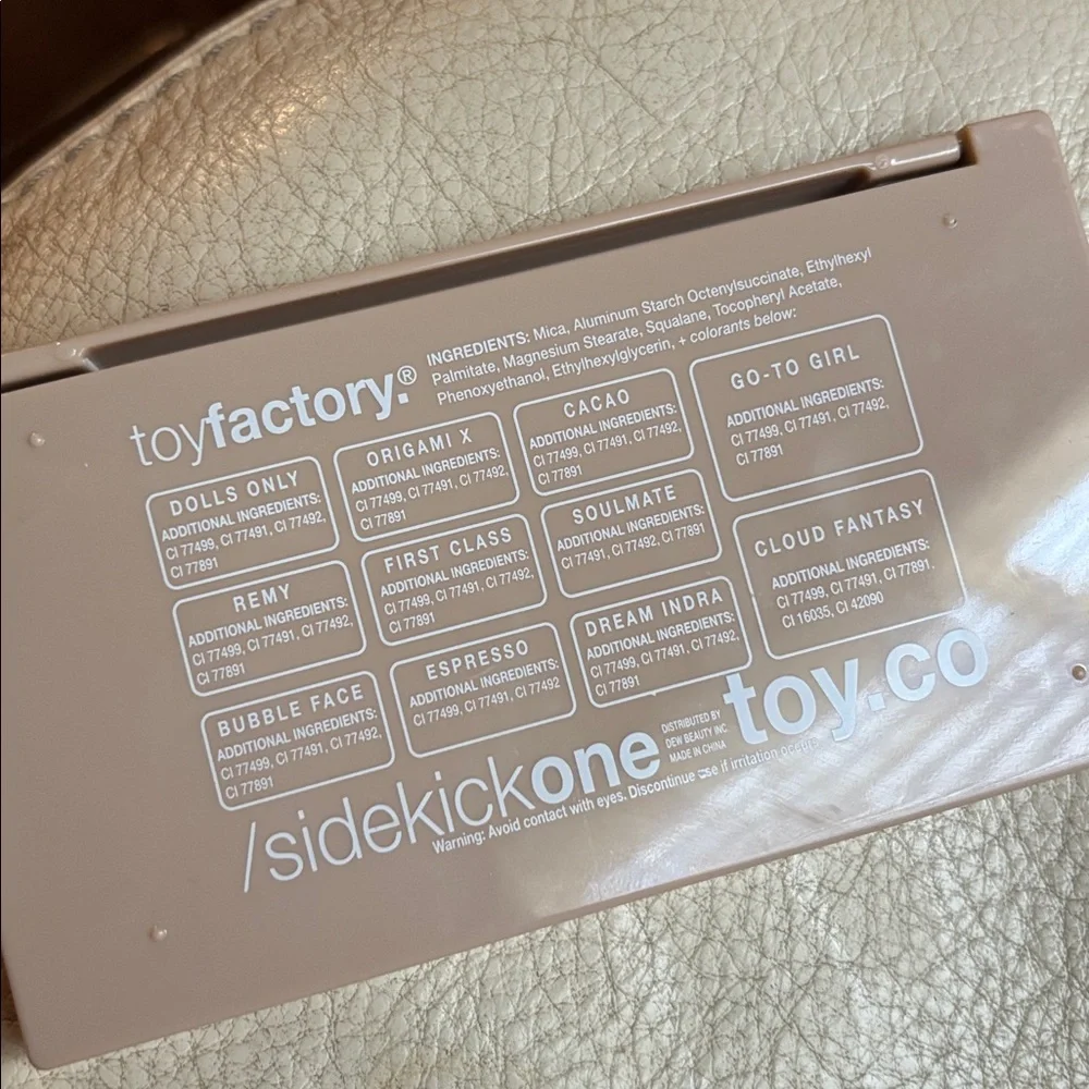 Toy Factory sidekick one face palette
